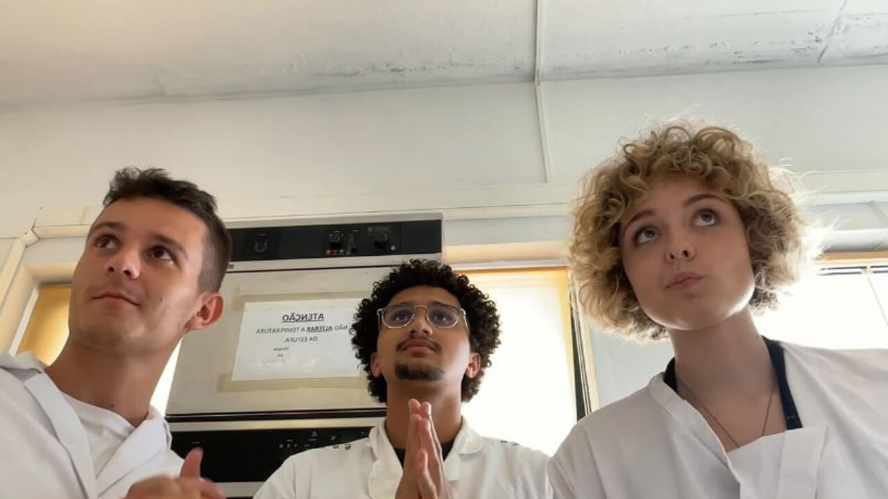 Etudiants pharmacie Portugal Egas-Moniz - GEDS