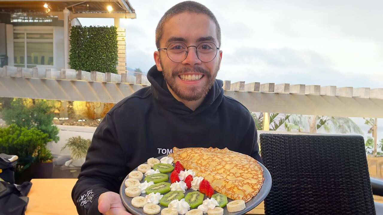 j’arrive à profiter pleinement de ma vie de jeune adulte et je ne pourrais pas être plus heureux