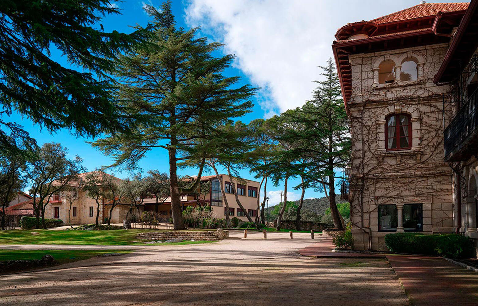 Étudier à Hoyo de Manzanares : Trouver un logement facilement autour du campus La Berzosa de l’Université Nebrija !