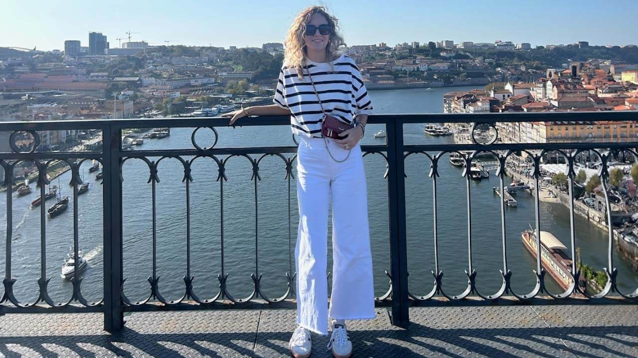 Lou-Ann étudiante en médecine dentaire au Portugal avec GEDS