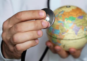 Études de santé : partir à l’étranger, le dernier recours ?