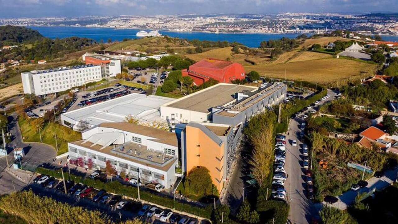 L'Institut Universitaire Egas Moniz est l'une des références incontournables en matière d'ecole dentaire portugal