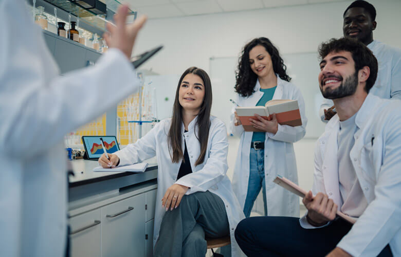 Fin du PASS/LAS : ce que la réforme des études de santé change dès 2027